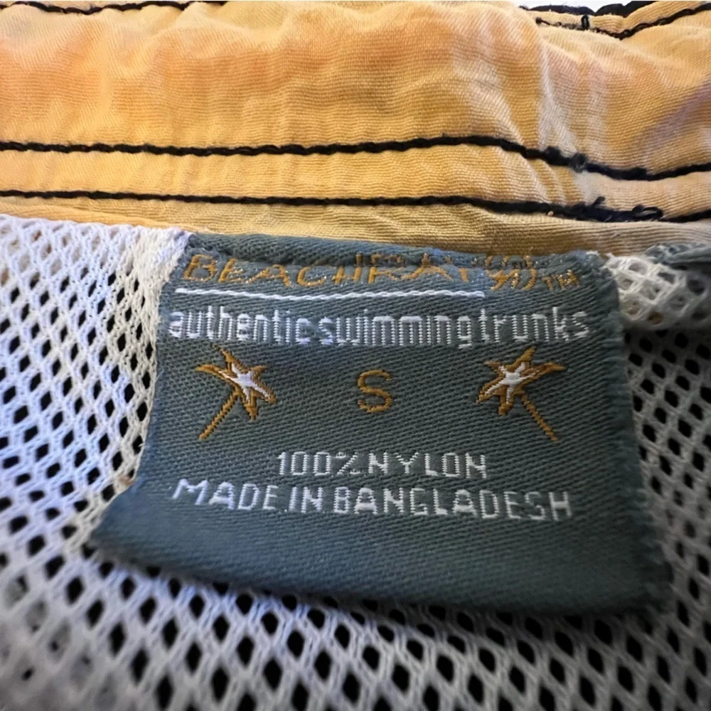 BEACHRAY MENS SWIMMING TRUNKS SIZE SMALL. BLACK W YELLOW DRAWSTRING